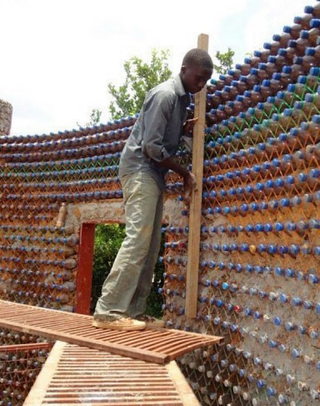 Illustration for article titled These Ingenious Buildings Were All Built Using Recycled Materials